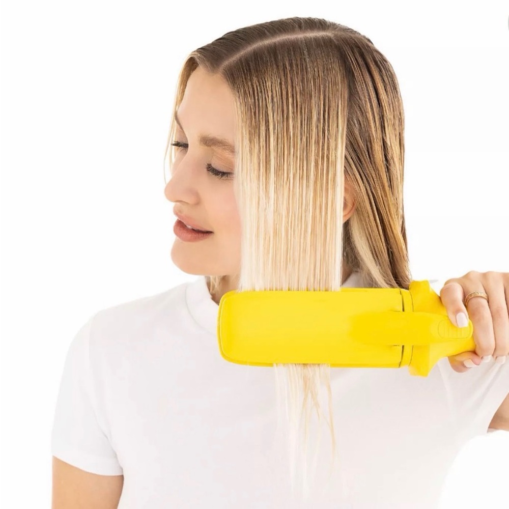 Drybar blow straight Hair Tool